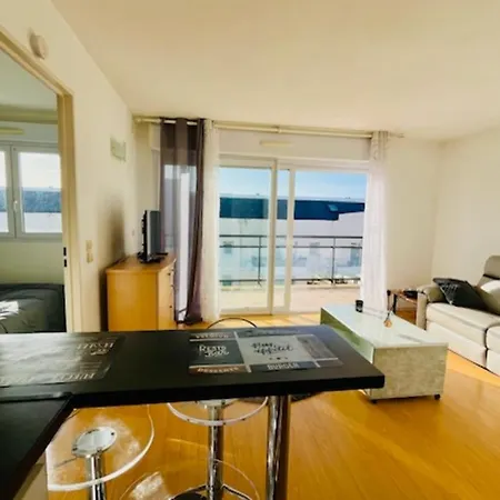 Charming Nest With Balcony Apartment La Rochelle (Charente-Maritime)